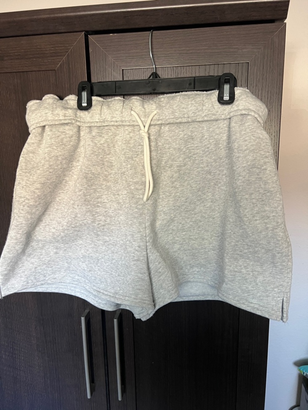 No Boundaries Light Gray Drawstring Athletic Shorts